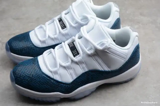 MaikeSneakers CD6846-102 Blue Air Low Jordan Snakeskin Navy 11 0424